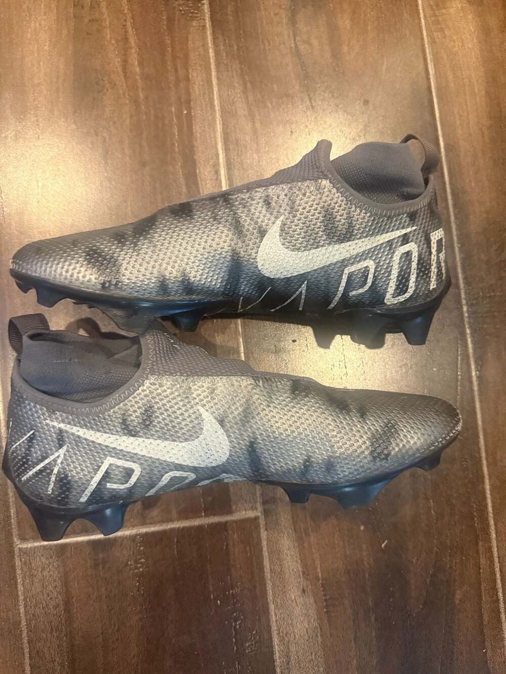 Nike Mens 8 Vapor Edge Pro 360 Football Cleats Dark Grey/Black AO8277-011
